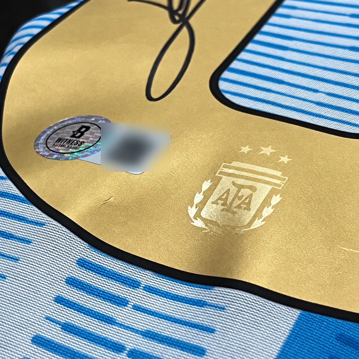 Holographic Beckett Witness sticker on the gold numeral, code hidden