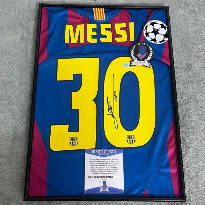 Messi Barcelona 2004/2005 Signed
